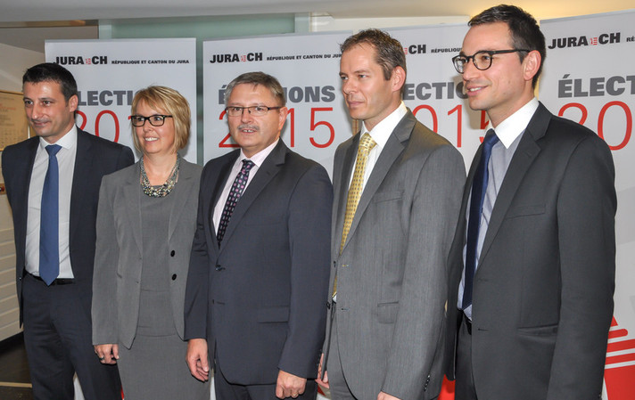 Le nouveau Gouvernement Jurassien:  Jacques Gerber (PLR), Nathalie Barthoulot (PSJ), Charles Juillard (PDC, David Eray (PCSI) et Martial Courtet (PDC).